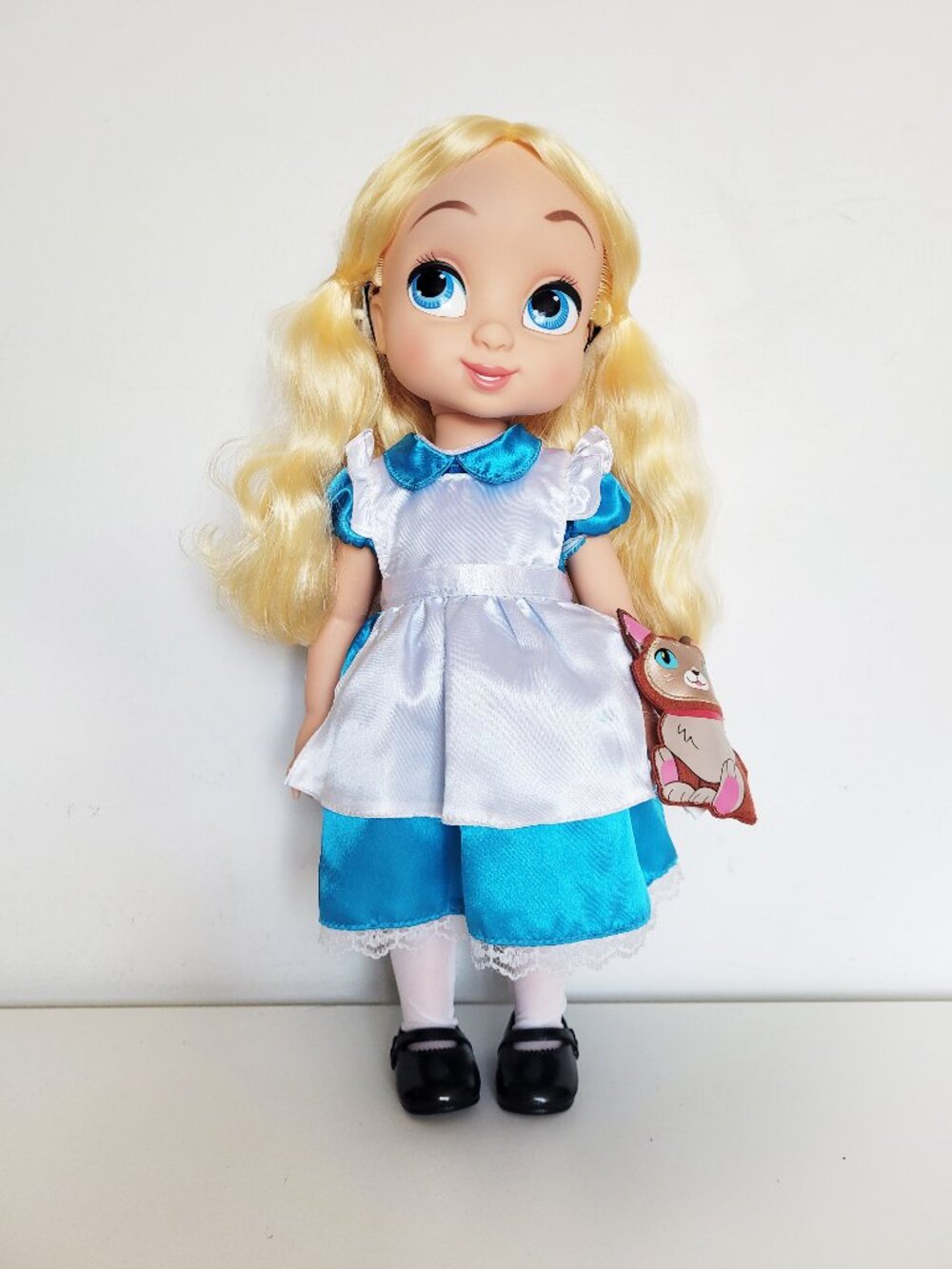 Disney Store Animators' Collection Alice in Wonderland Doll - GUC
